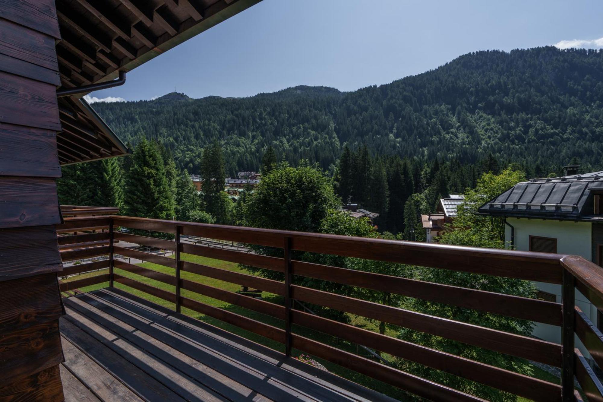 Area Apartments Madonna Exteriér fotografie